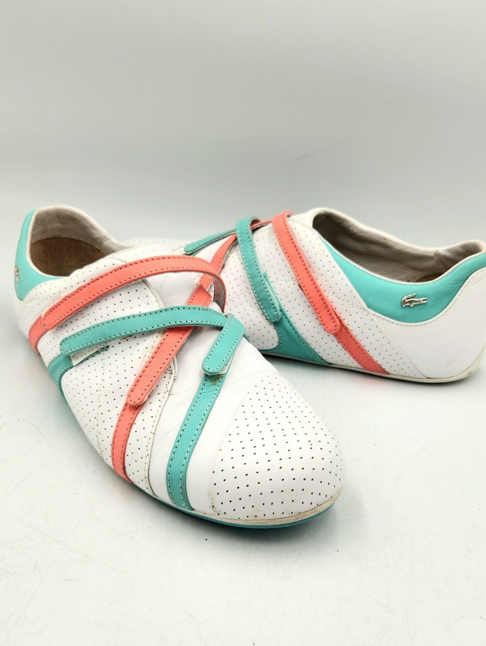 LaCoste Intrigue Perforated Strappy Leather Sneaker Shoe 10 White Coral Blue